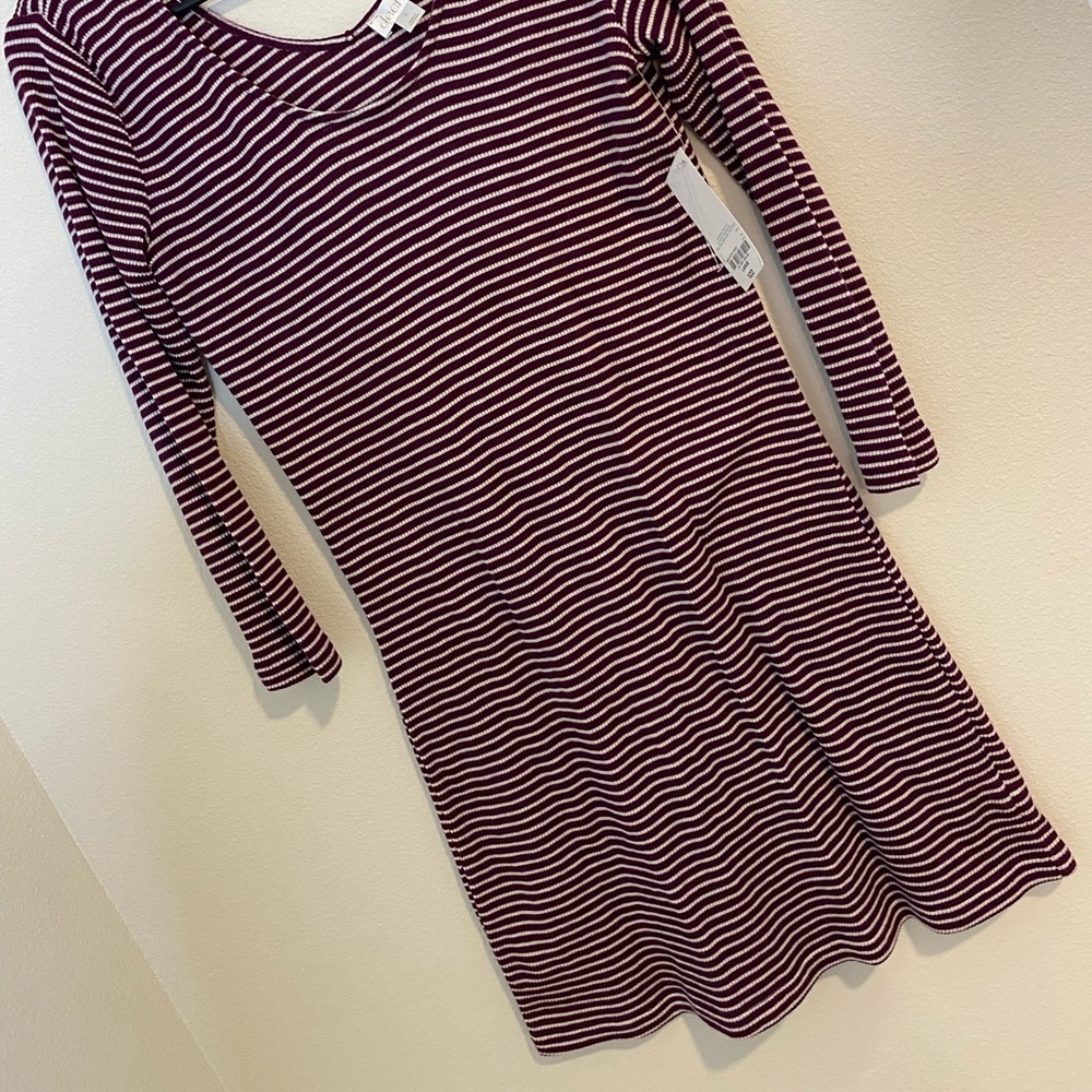 Dress - Picture 5 of 5